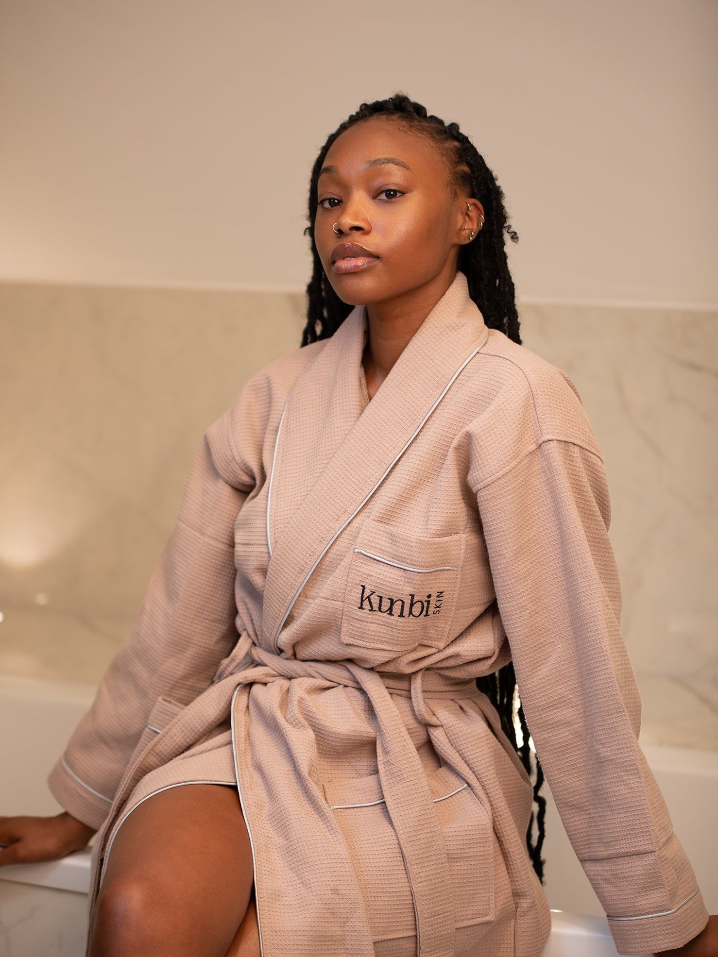 KUNBI SKIN TOWEL ROBE